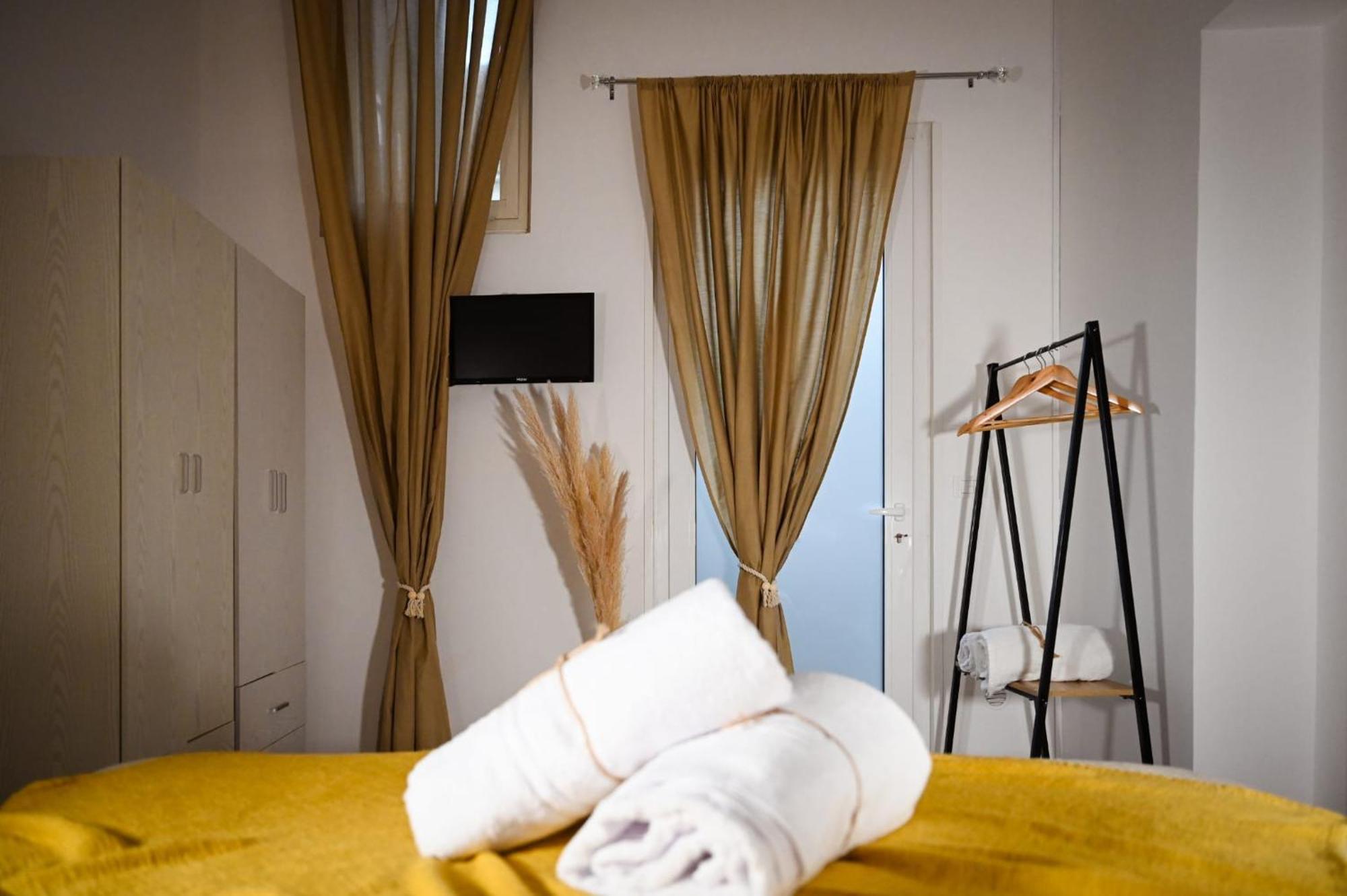 "Il Vecchio Salone" Appartamento In Pieno Centro Con Garage Privato Lecce Zewnętrze zdjęcie