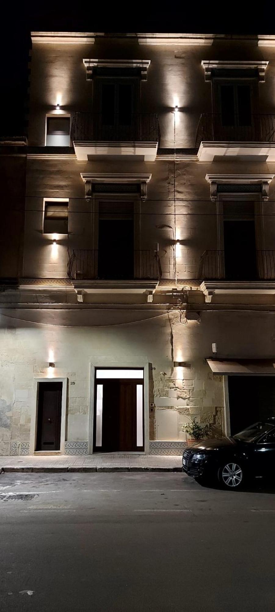 "Il Vecchio Salone" Appartamento In Pieno Centro Con Garage Privato Lecce Zewnętrze zdjęcie
